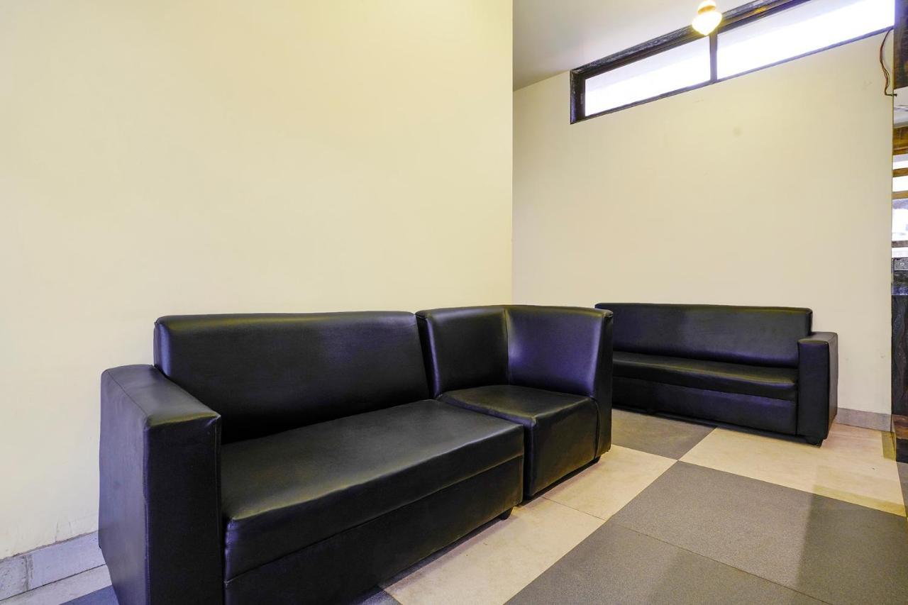 Hotel Fabhotel Bhiwandi Palace